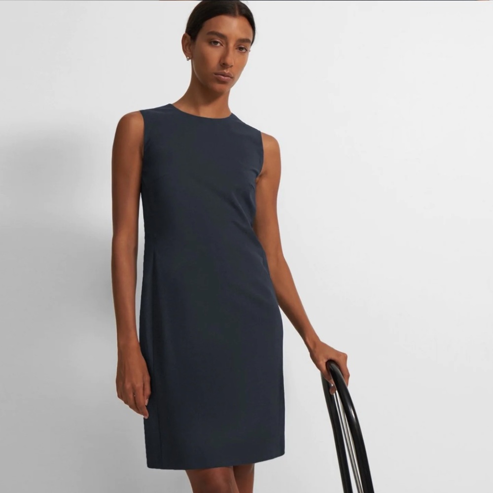 Sleeveless Fitted Dress in Good Wool, Navy, Size 0